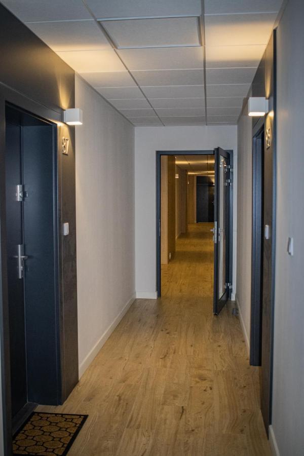 Urban Space Apartament 80 - Free Parking Wroclaw Dış mekan fotoğraf